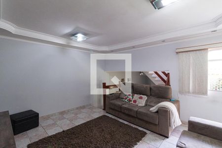 Sala de TV de casa à venda com 3 quartos, 127m² em Bussocaba, Osasco