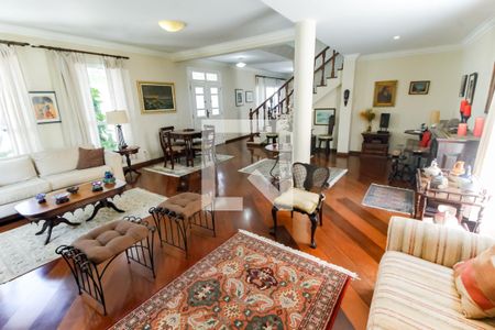 Sala 1 de casa para alugar com 4 quartos, 400m² em Vila Sonia, São Paulo