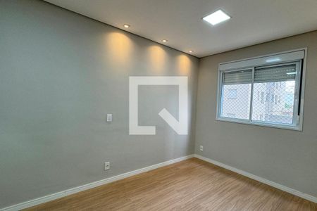 Quarto 1 de apartamento para alugar com 1 quarto, 44m² em Jardim Tupanci, Barueri