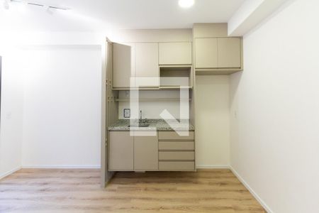 Sala/Cozinha de apartamento para alugar com 1 quarto, 32m² em Indianópolis, São Paulo