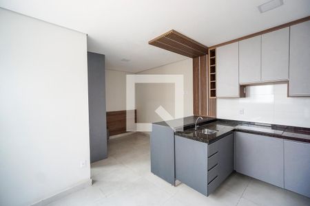 Sala e cozinha de kitnet/studio à venda com 1 quarto, 30m² em Vila Mafra, São Paulo