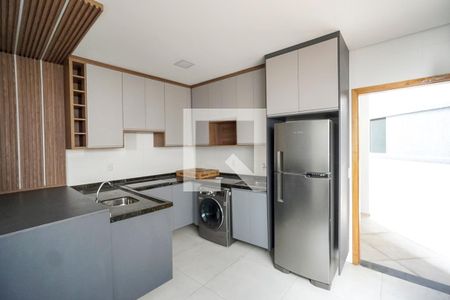 Sala e cozinha de kitnet/studio à venda com 1 quarto, 30m² em Vila Mafra, São Paulo