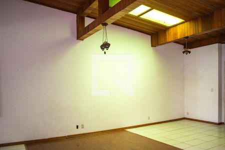 Sala de casa para alugar com 5 quartos, 288m² em Centro Histórico, Porto Alegre