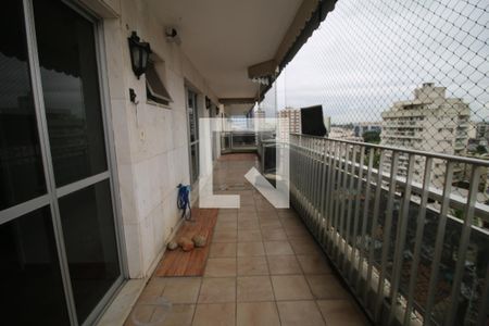 Varanda de apartamento à venda com 3 quartos, 110m² em Olaria, Rio de Janeiro