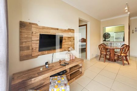 Sala de apartamento para alugar com 2 quartos, 62m² em Jardim Las Palmas, Guarujá