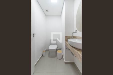 Lavabo de apartamento para alugar com 1 quarto, 50m² em Jardim das Acácias, São Paulo