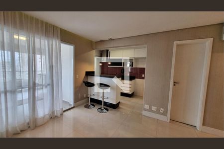 Apartamento à venda com 2 quartos, 95m² em Santa Teresinha, São Paulo