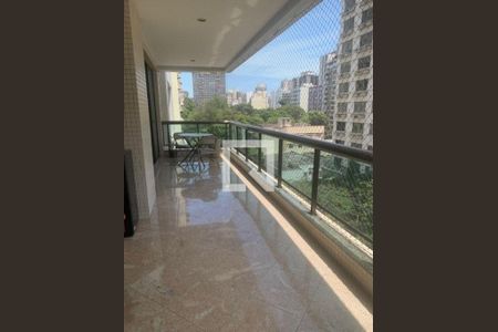 Apartamento à venda com 4 quartos, 275m² em Icaraí, Niterói