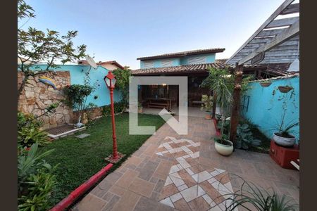 Casa à venda com 2 quartos, 87m² em Itaipu, Niterói