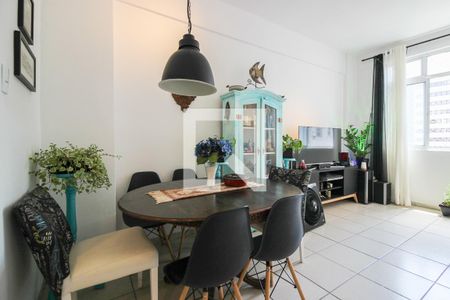 Sala de apartamento à venda com 2 quartos, 82m² em Bela Vista, São Paulo