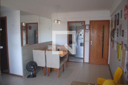 Sala de apartamento para alugar com 3 quartos, 73m² em Imbuí, Salvador