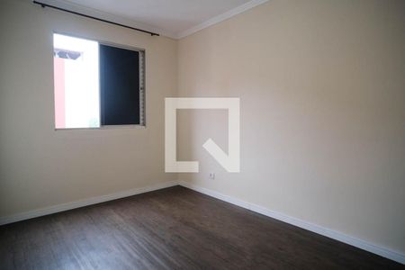 Quarto de apartamento para alugar com 3 quartos, 55m² em Vila Sílvia, São Paulo