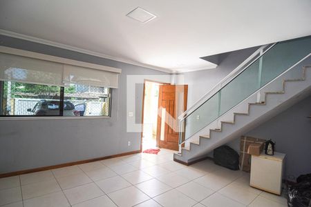 Sala de casa à venda com 3 quartos, 130m² em Itaipu, Niterói