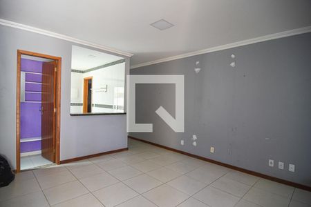 Sala de casa à venda com 3 quartos, 130m² em Itaipu, Niterói