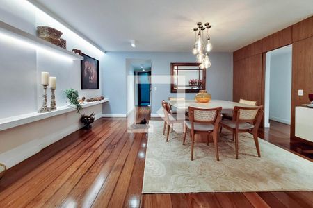 Sala de apartamento à venda com 4 quartos, 186m² em Icaraí, Niterói