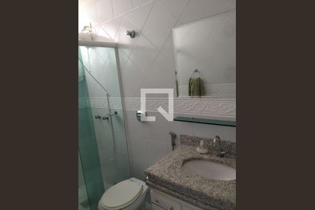 Banheiro de apartamento à venda com 3 quartos, 90m² em Sagrada Família, Belo Horizonte