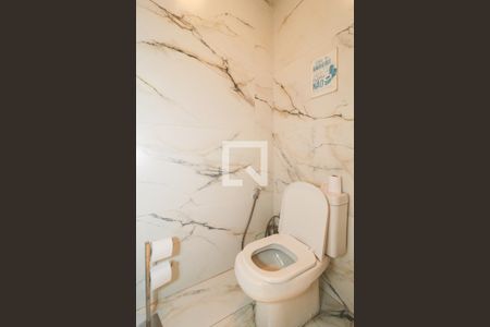 Lavabo de casa para alugar com 3 quartos, 285m² em Super Quadra Morumbi, São Paulo