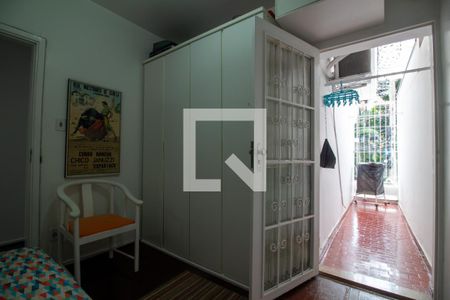 Casa à venda com 180m², 3 quartos e 2 vagas Casa à venda com 180m², 3 quartos e 2 vagasQuarto 2