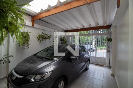 Casa à venda com 180m², 3 quartos e 2 vagas Casa à venda com 180m², 3 quartos e 2 vagasGaragem