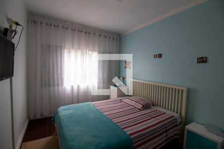 Casa à venda com 180m², 3 quartos e 2 vagas Casa à venda com 180m², 3 quartos e 2 vagasQuarto 3 - Suíte