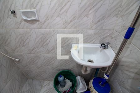 Casa à venda com 180m², 3 quartos e 2 vagas Casa à venda com 180m², 3 quartos e 2 vagasQuarto de Serviço