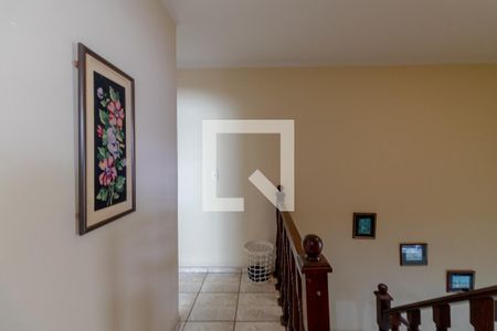 Casa à venda com 230m², 4 quartos e 4 vagas Casa à venda com 230m², 4 quartos e 4 vagasCorredor