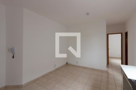 Apartamento para alugar com 37m², 2 quartos e 1 vagaSala/Cozinha