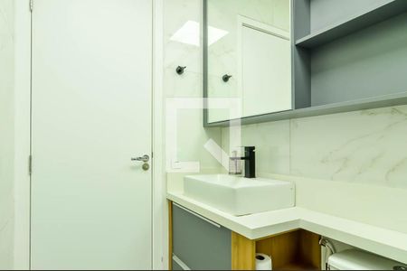 Casa à venda com 52m², 2 quartos e 1 vaga Casa à venda com 52m², 2 quartos e 1 vagaBanheiro