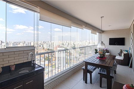 Sacada de apartamento à venda com 3 quartos, 111m² em Vila Gumercindo, São Paulo