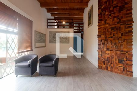 Sala de casa para alugar com 3 quartos, 800m² em Chácara Pavoeiro, Cotia