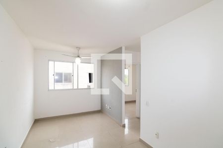 Apartamento para alugar com 44m², 2 quartos e 2 vagasSala