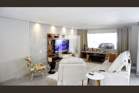 Sala de casa de condomínio à venda com 3 quartos, 240m² em Jacarepaguá, Rio de Janeiro