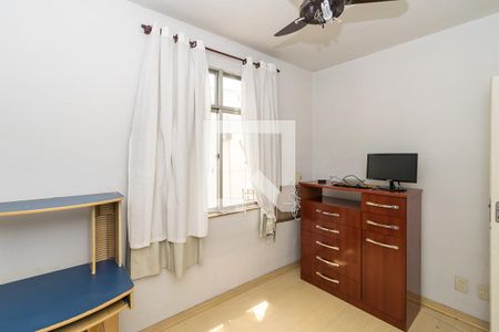 Quarto 1 de apartamento para alugar com 2 quartos, 57m² em Irajá, Rio de Janeiro