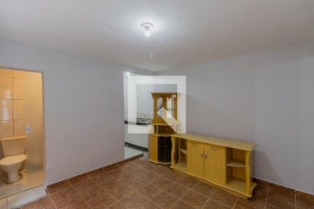 Sala e Cozinha de casa para alugar com 1 quarto, 40m² em Vila Sao Francisco (zona Leste), São Paulo