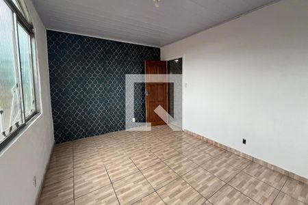 Quarto de casa para alugar com 1 quarto, 80m² em Parque Duque, Duque de Caxias