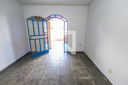 Sala 1 de casa para alugar com 8 quartos, 360m² em Serrano, Belo Horizonte