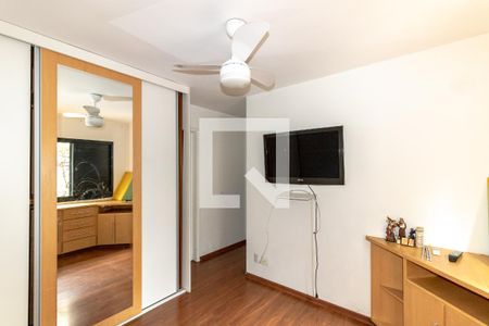 Quarto 1 de apartamento para alugar com 2 quartos, 66m² em Indianópolis, São Paulo