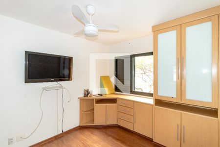 Quarto 1 de apartamento para alugar com 2 quartos, 66m² em Indianópolis, São Paulo