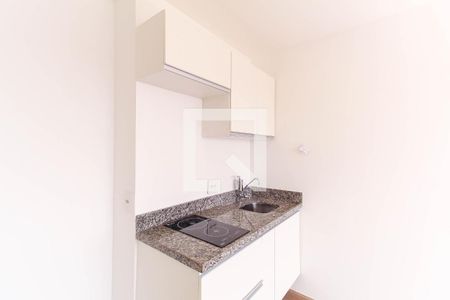 Sala/Cozinha de apartamento para alugar com 2 quartos, 38m² em Quarta Parada, São Paulo