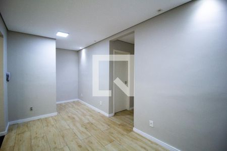 Sala de apartamento para alugar com 2 quartos, 45m² em Jardim Mirante dos Ovnis, Votorantim