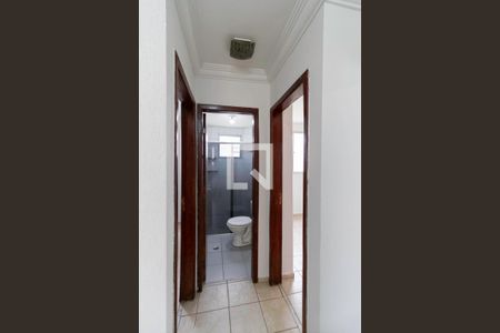 Corredor de apartamento à venda com 2 quartos, 42m² em Santa Cruz, Belo Horizonte