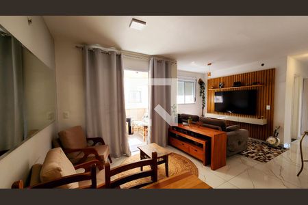 Sala de apartamento à venda com 2 quartos, 70m² em Horto Santo Antonio, Jundiaí