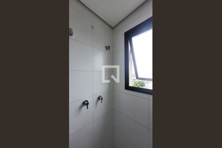 Banheiro da Suite 1 de apartamento para alugar com 2 quartos, 85m² em Jardim Brasil, Campinas