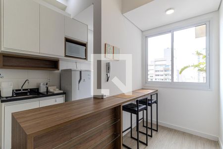 Cozinha de kitnet/studio à venda com 1 quarto, 38m² em Santa Cecilia, São Paulo