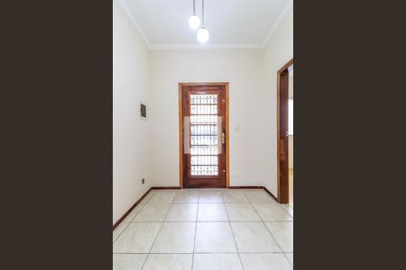 Hall de entrada de casa para alugar com 2 quartos, 300m² em Vila Cordeiro, São Paulo