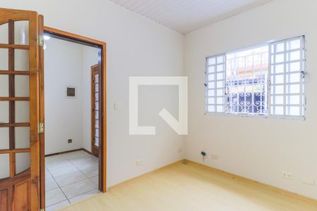 Sala 2 de casa para alugar com 2 quartos, 300m² em Vila Cordeiro, São Paulo