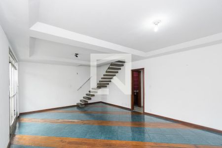 Sala de casa para alugar com 3 quartos, 206m² em Ramos, Rio de Janeiro