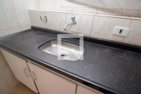 Cozinha de apartamento para alugar com 1 quarto, 35m² em Parque Sao Luis, São Paulo