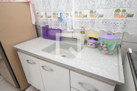 Cozinha de apartamento para alugar com 1 quarto, 28m² em Parque Sao Luis, São Paulo