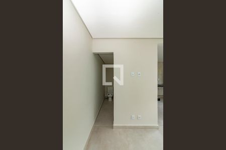 Lavabo de apartamento para alugar com 2 quartos, 61m² em Buritis, Belo Horizonte